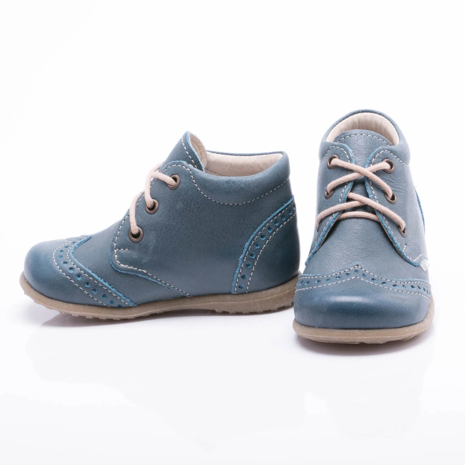 (1437B-1) Emel first shoes