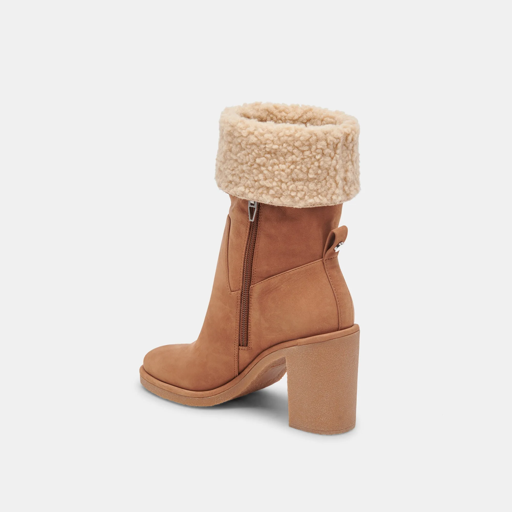 CADDIE PLUSH BOOTS PRALINE NUBUCK