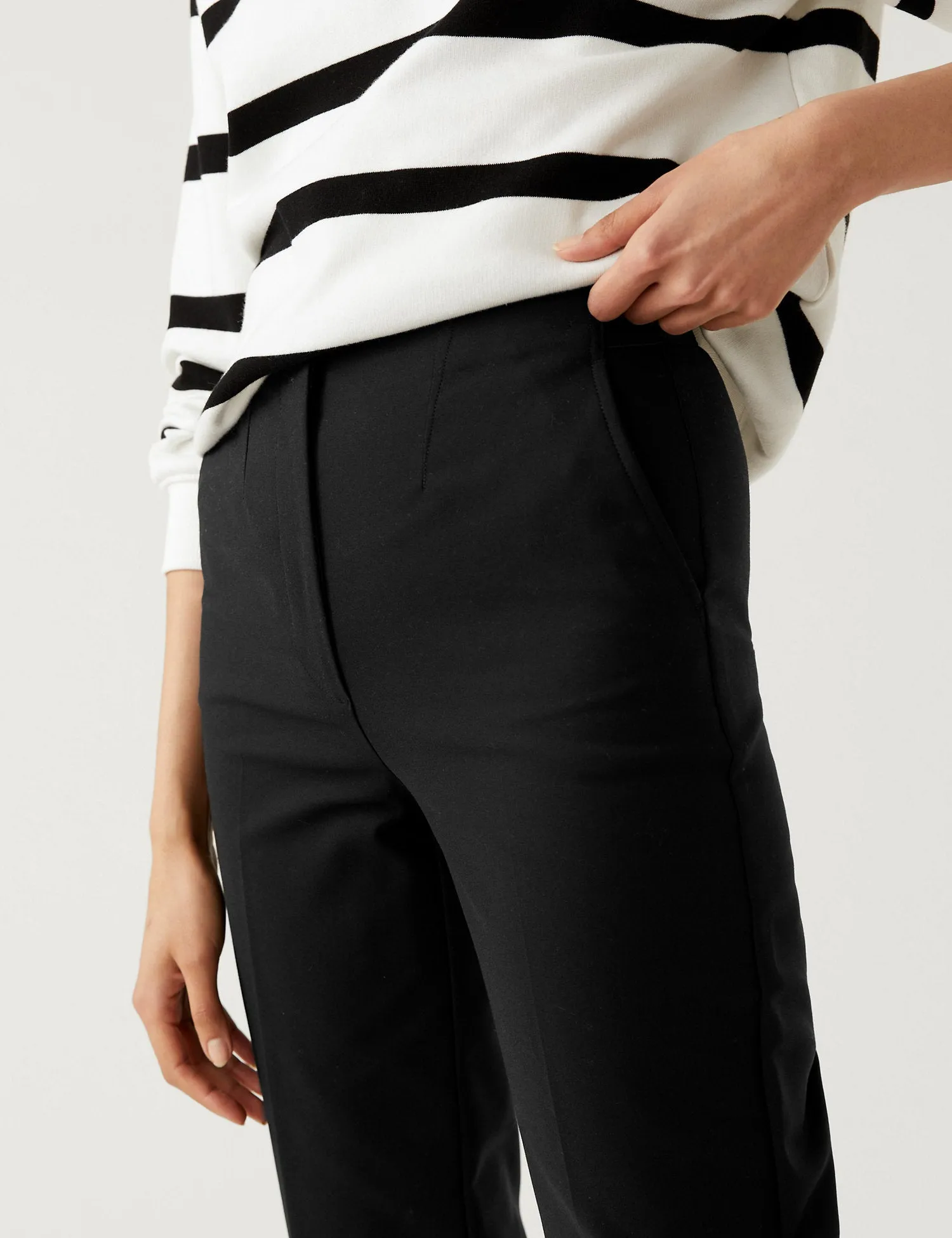 Cotton Blend Slim Fit Cropped Trousers